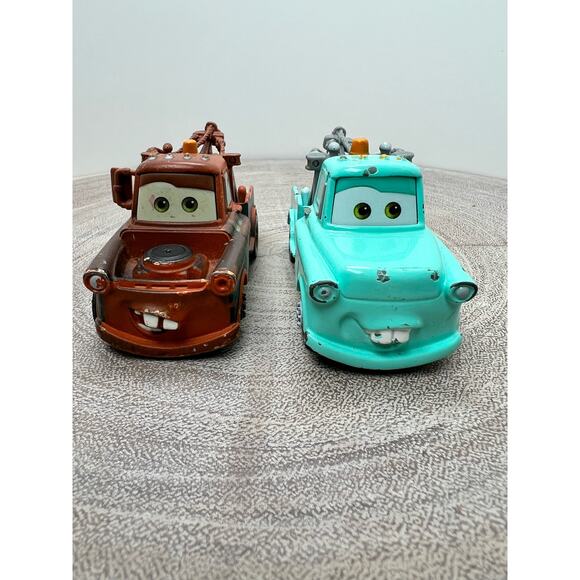 Disney Pixar Cars Radiator Springs Die Cast Vehicle Lot of 3 - Picture 10 of 11